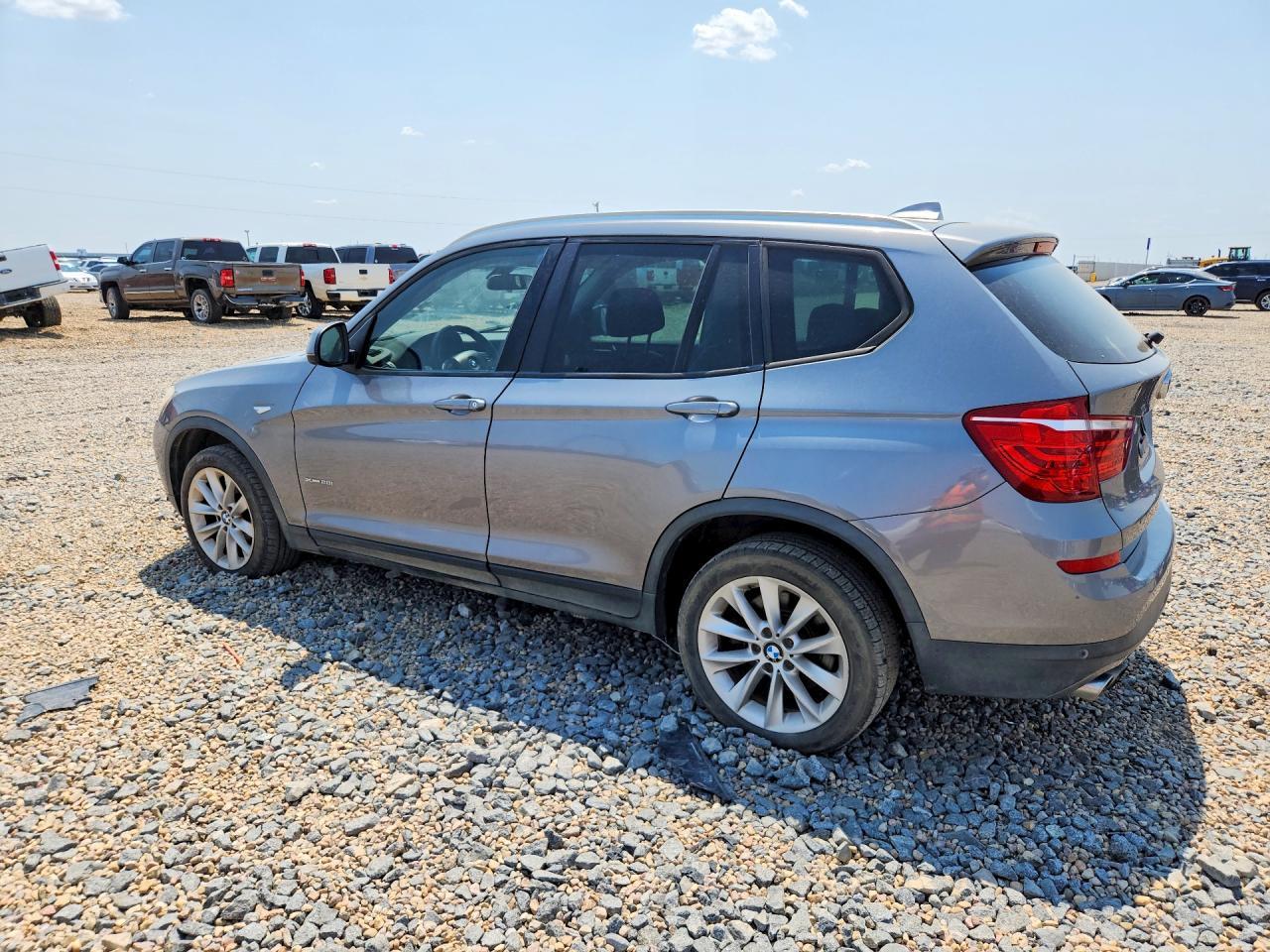 2016 BMW X3 xDrive28I - Фото 2