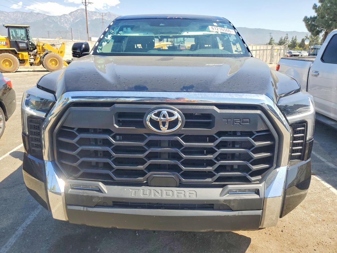 2025 Toyota Tundra Sr5 - Image 5