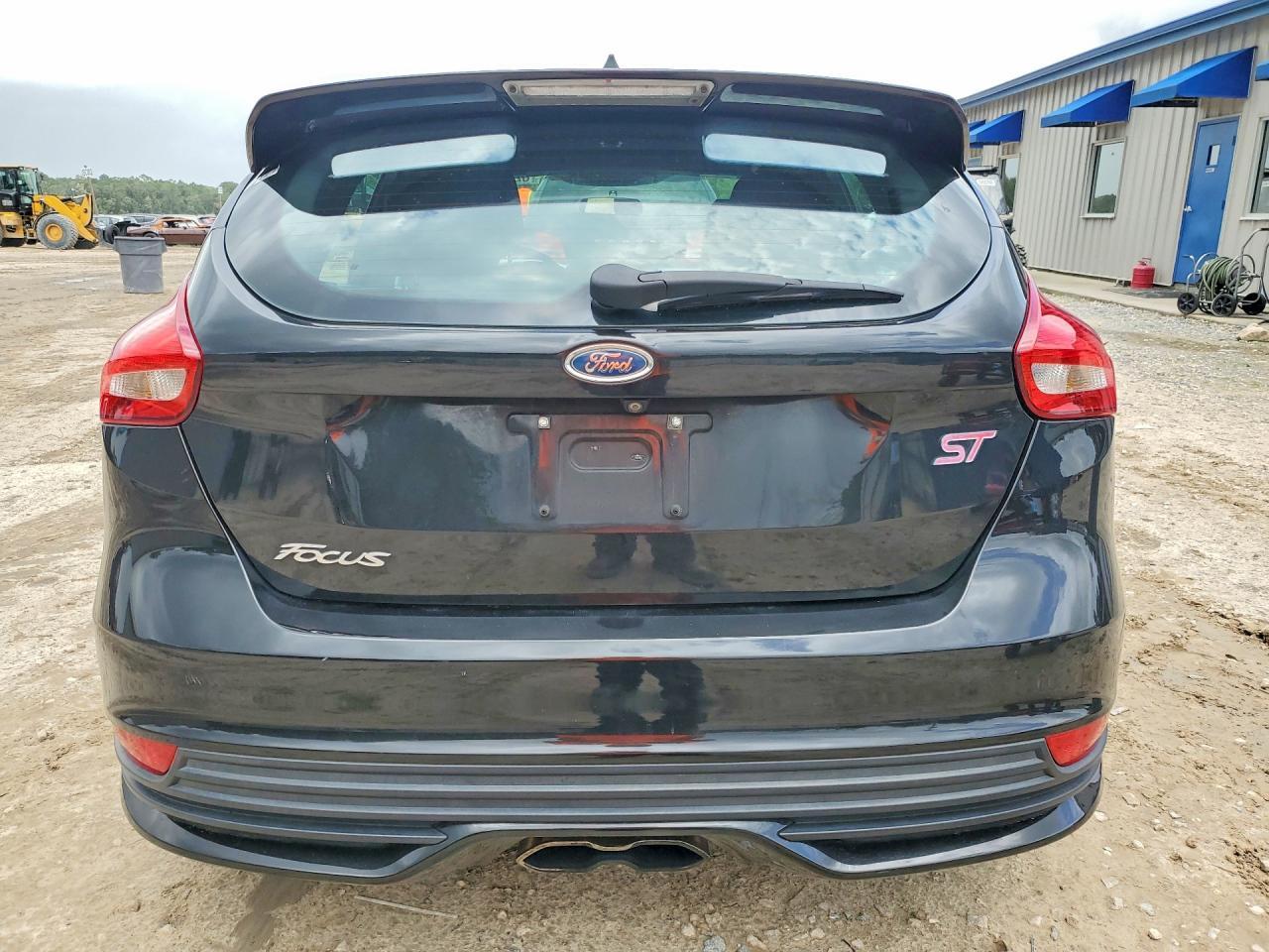 2015 Ford Focus St - Фото 6