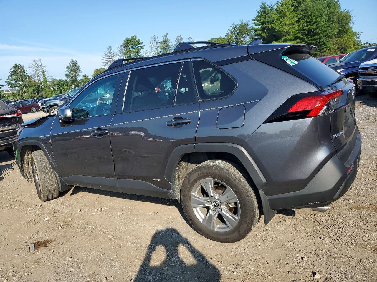 2024 Toyota Rav4 Hybrid Xle - Image 2