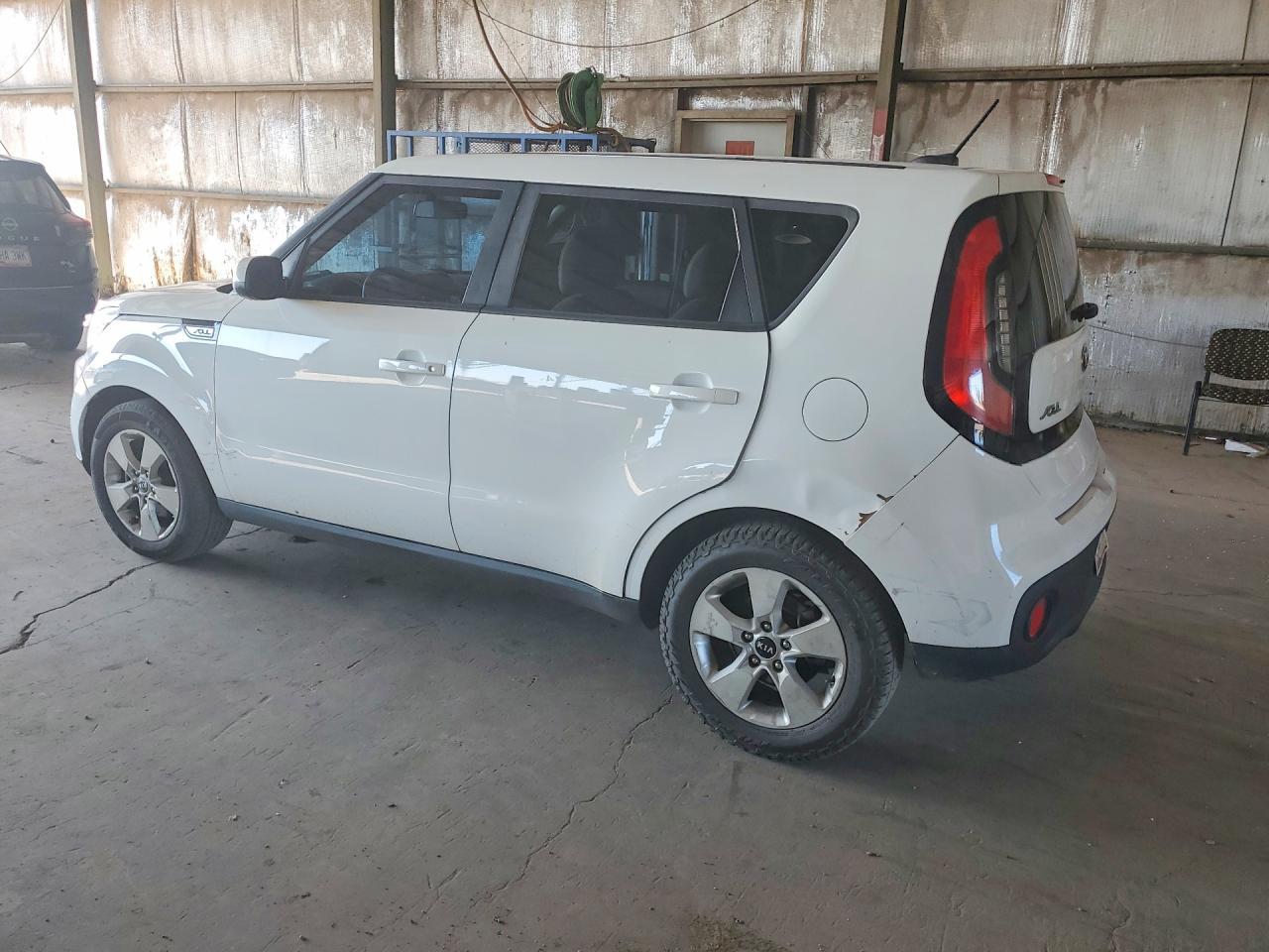 2017 Kia Soul Base - Image 2