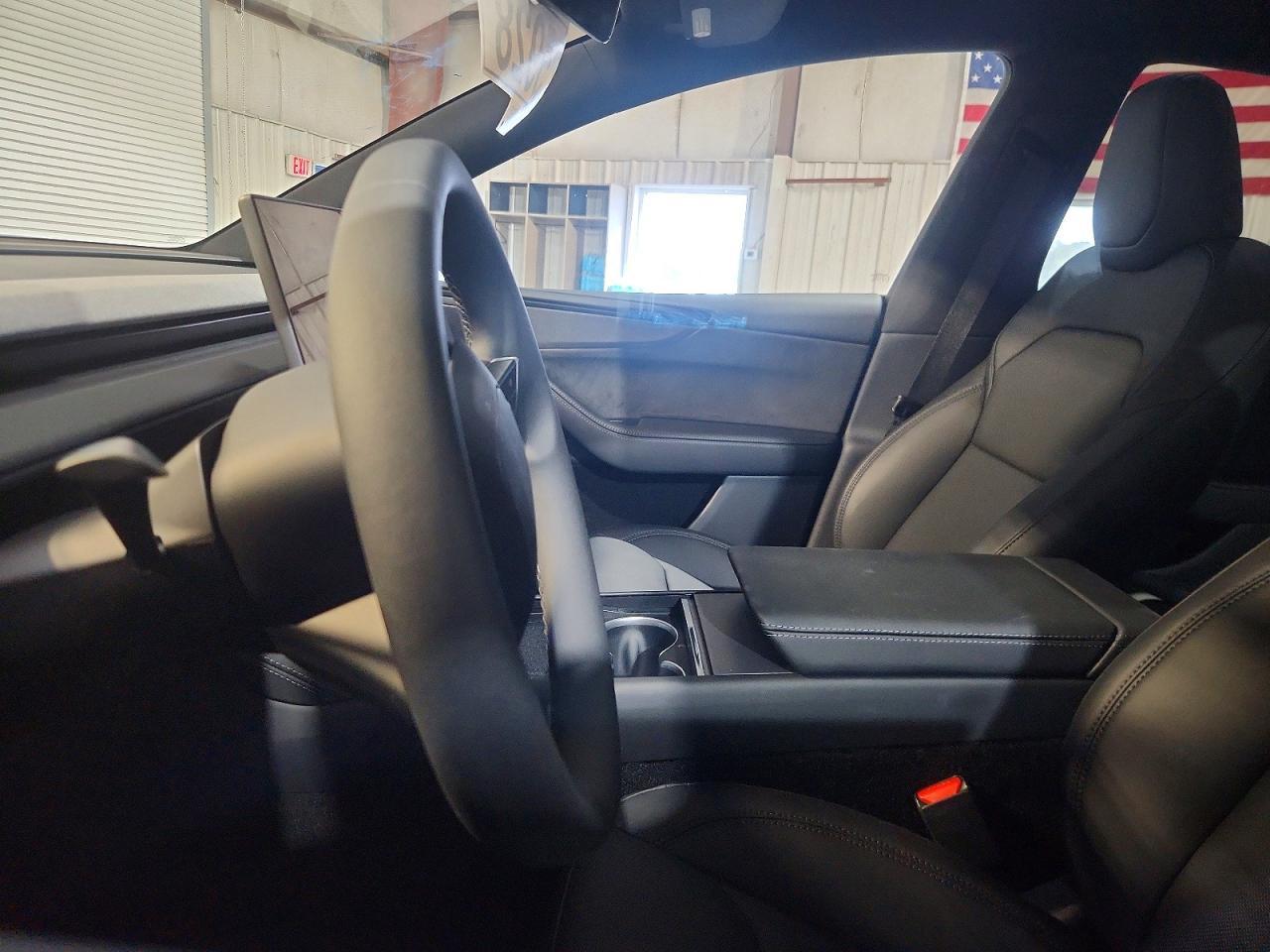 2026 Tesla Model Y - Image 7