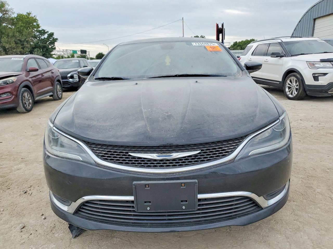 2016 Chrysler 200 Limited - Фото 5