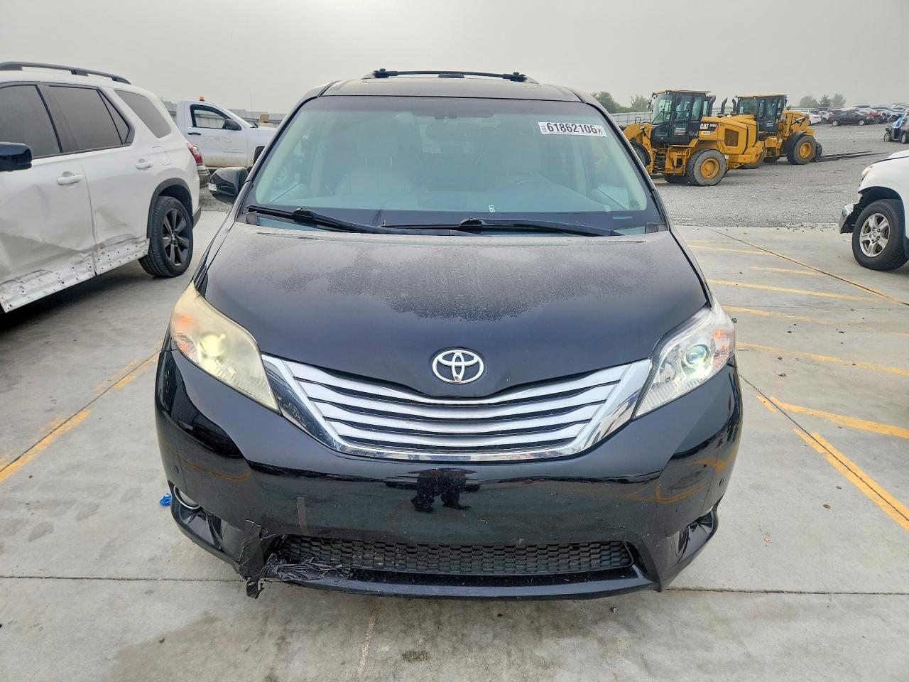 2014 Toyota Sienna Limited 7-Passenger - Image 5