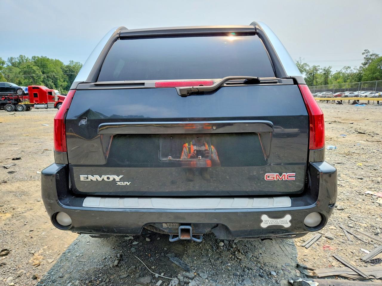 2004 GMC Envoy Xuv - Image 6