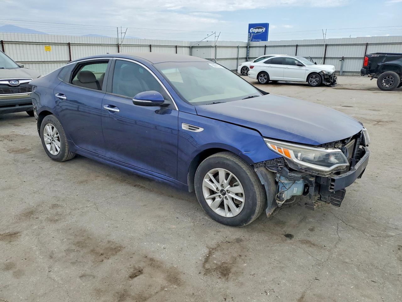 2017 Kia Optima Lx - Фото 4