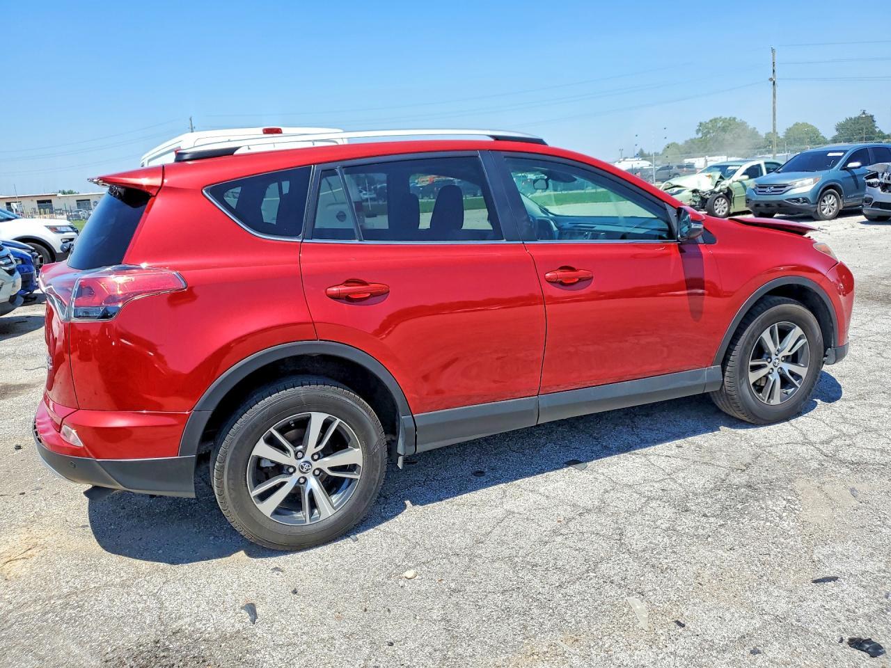 2016 Toyota Rav4 Xle - Image 3