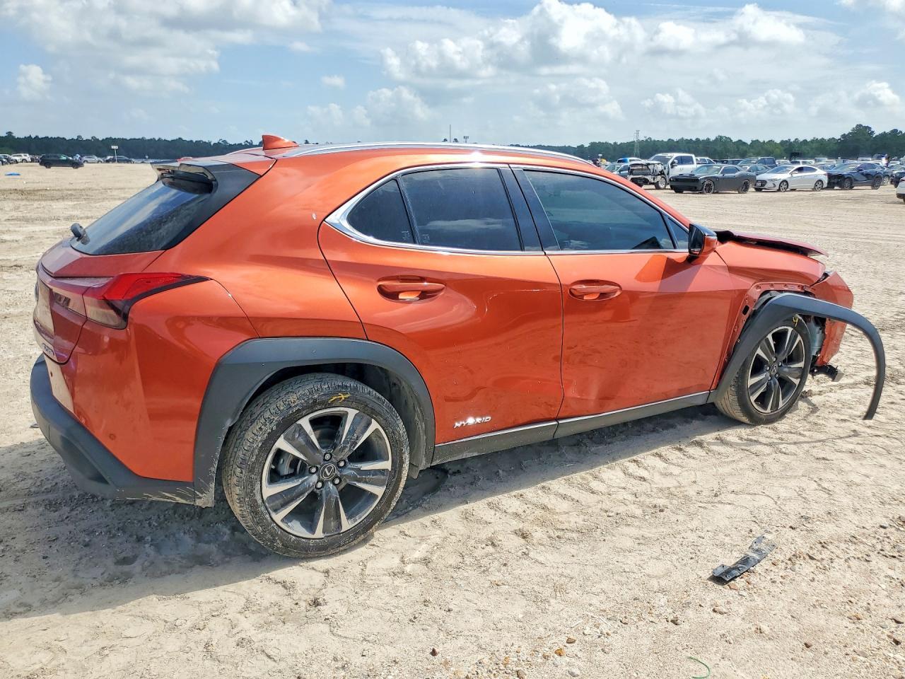 2022 Lexus Ux 250H Base - Image 3
