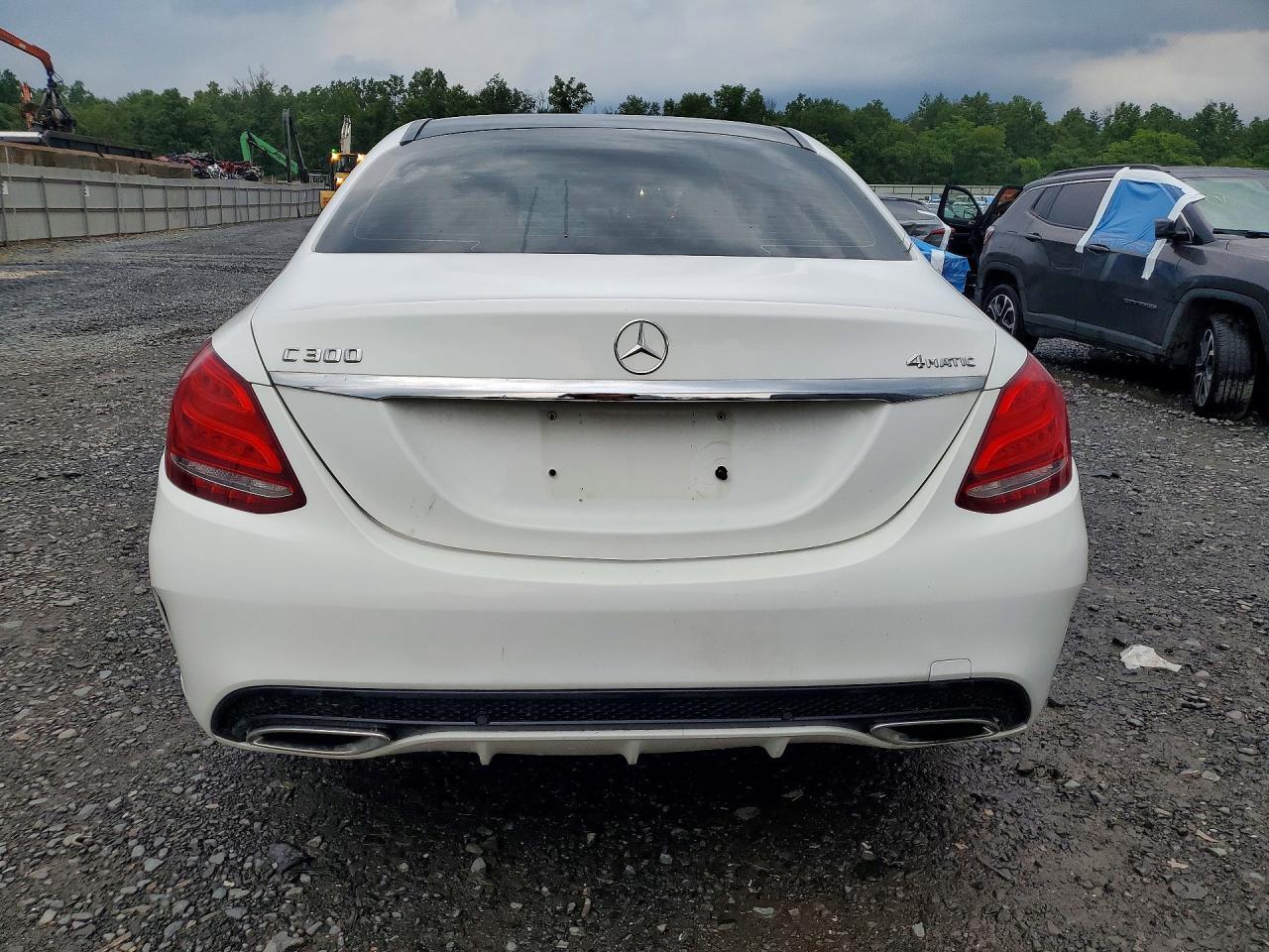 2015 Mercedes-Benz C 300 4Matic - Фото 6
