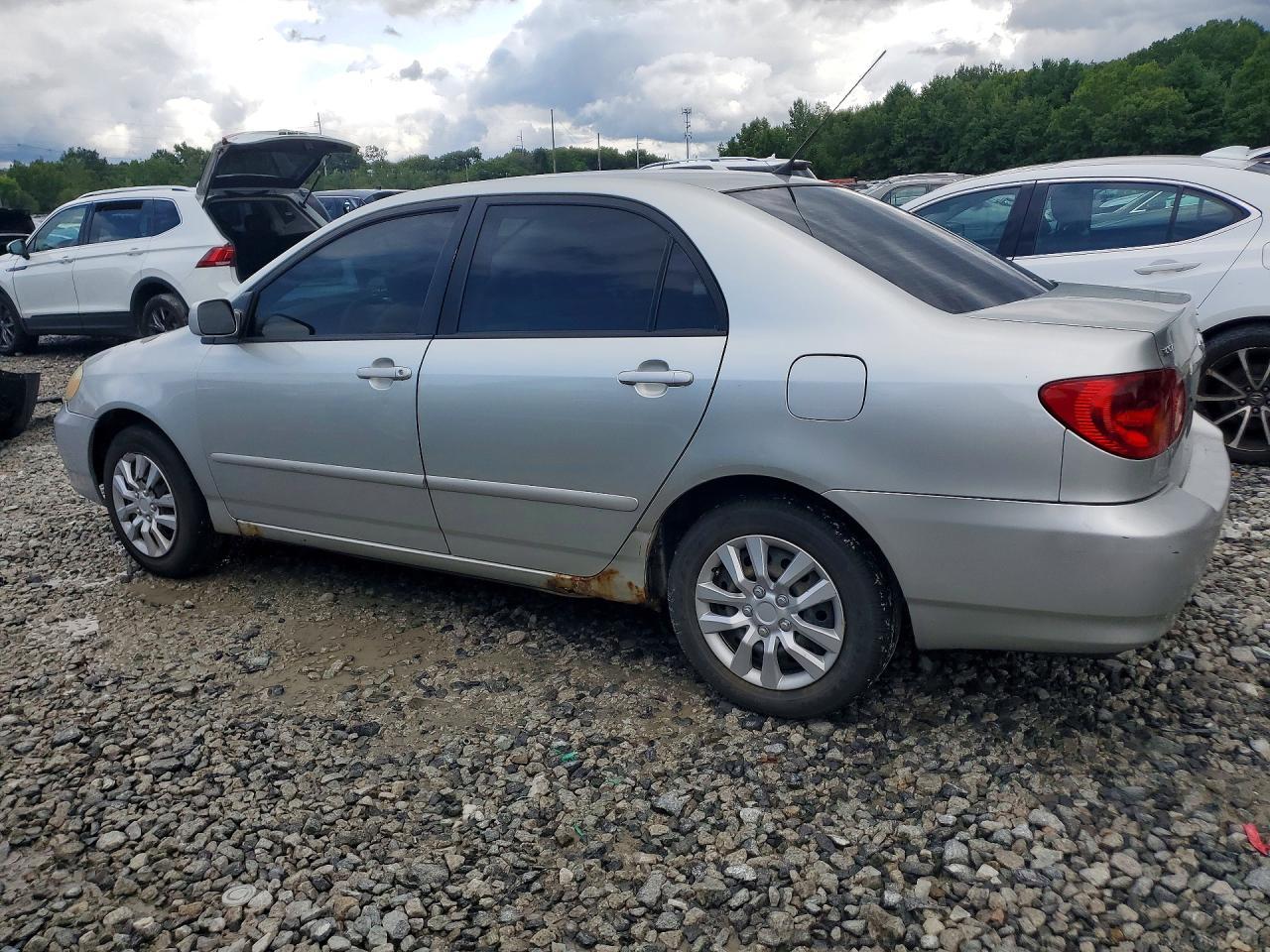 2003 Toyota Corolla Le - Image 2