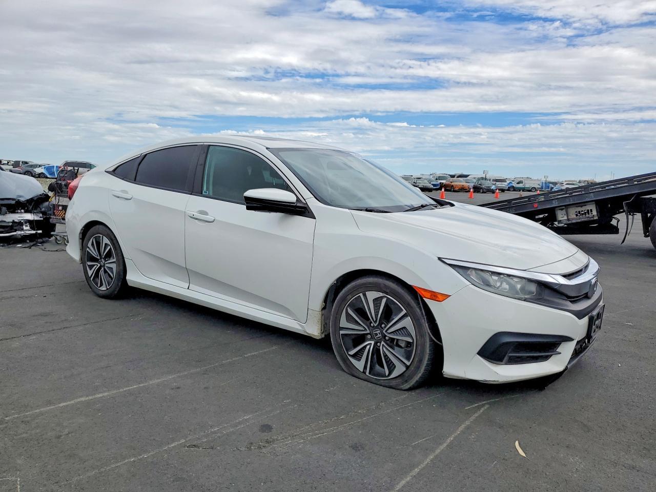 2018 Honda Civic Ex - Фото 4