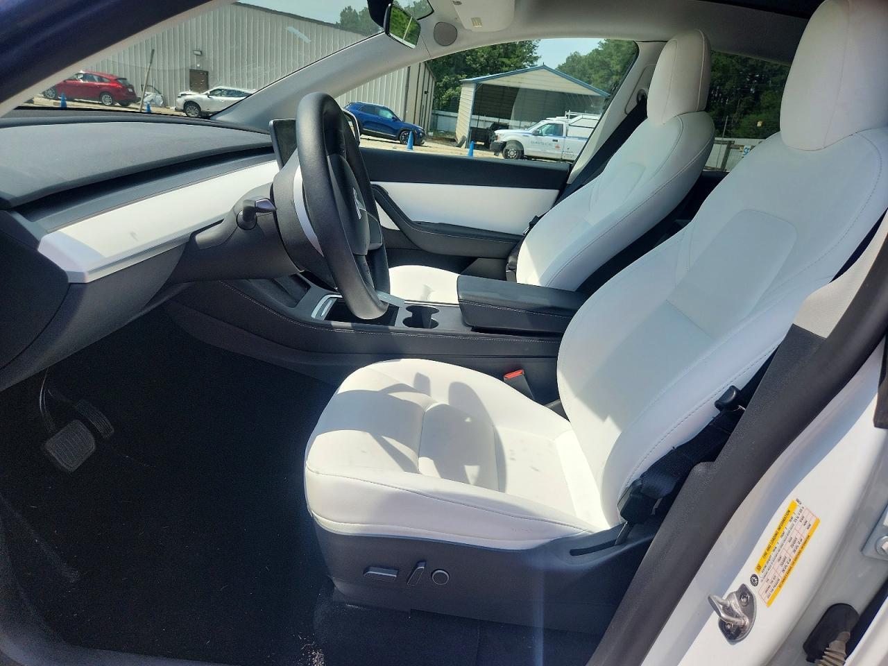 2022 Tesla Model Y - Image 7