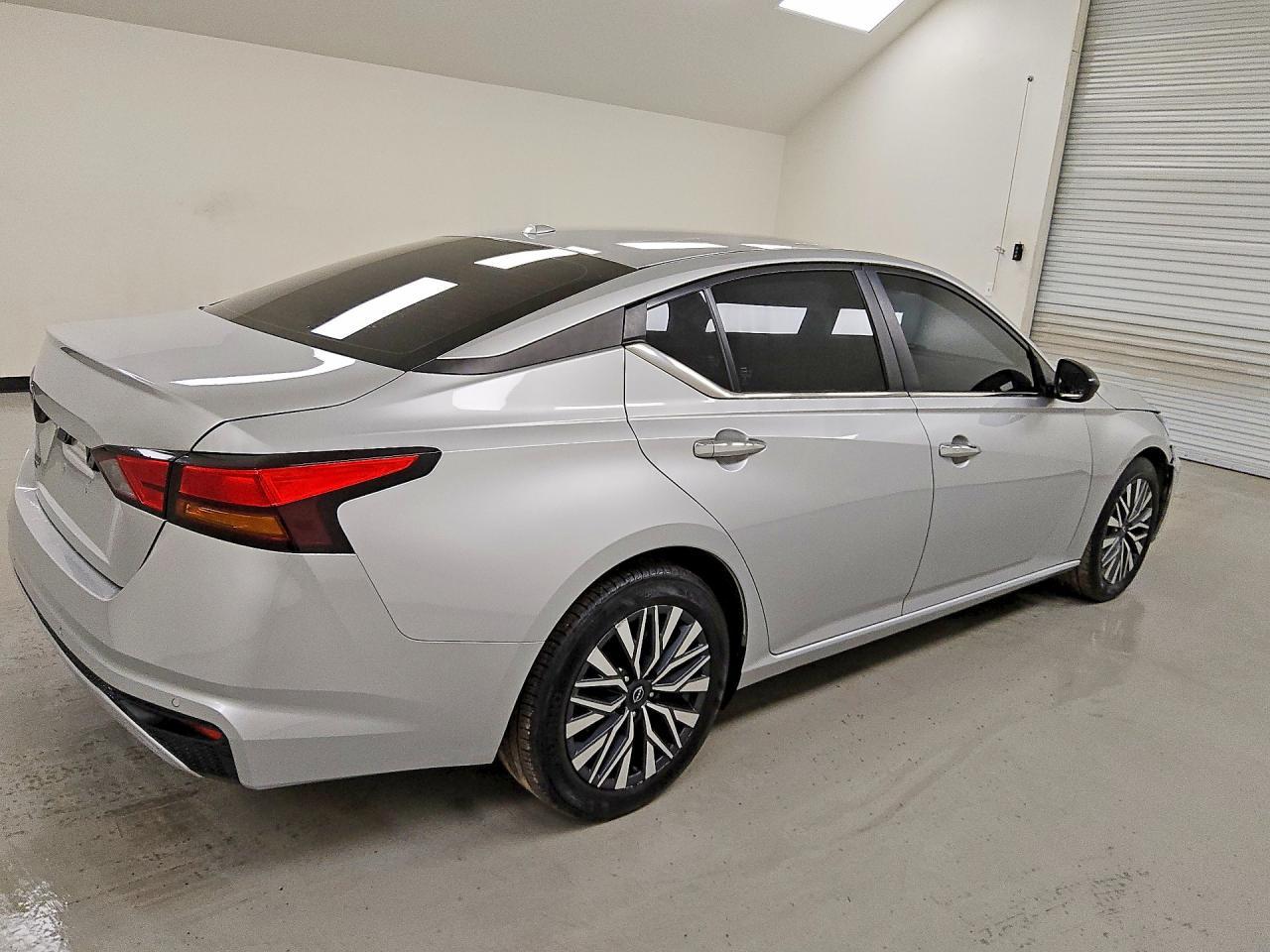 2024 Nissan Altima Sv - Фото 3