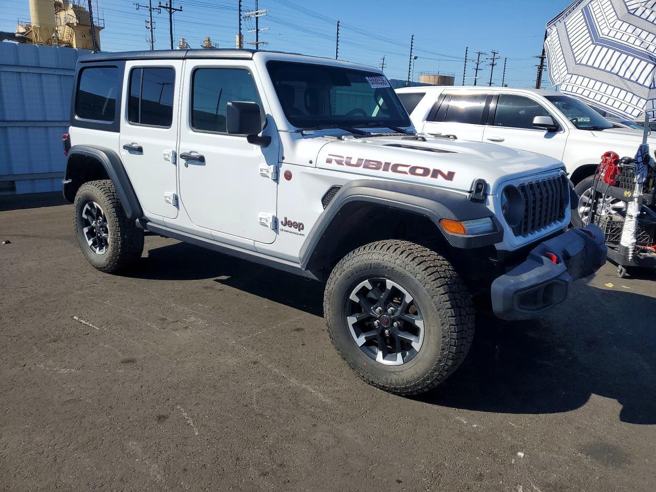 2025 Jeep Wrangler Rubicon - Image 4