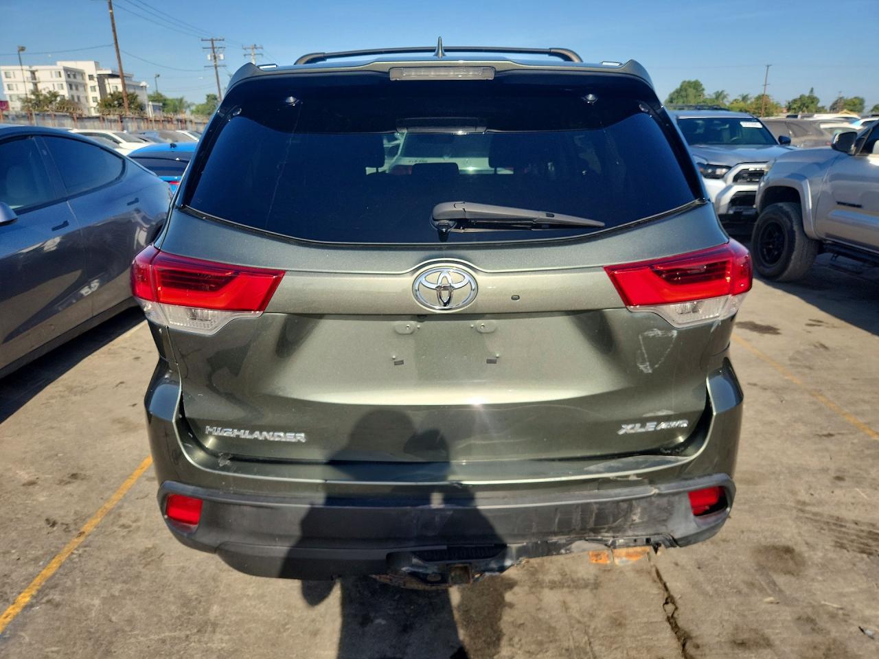 2019 Toyota Highlander Xle - Фото 6