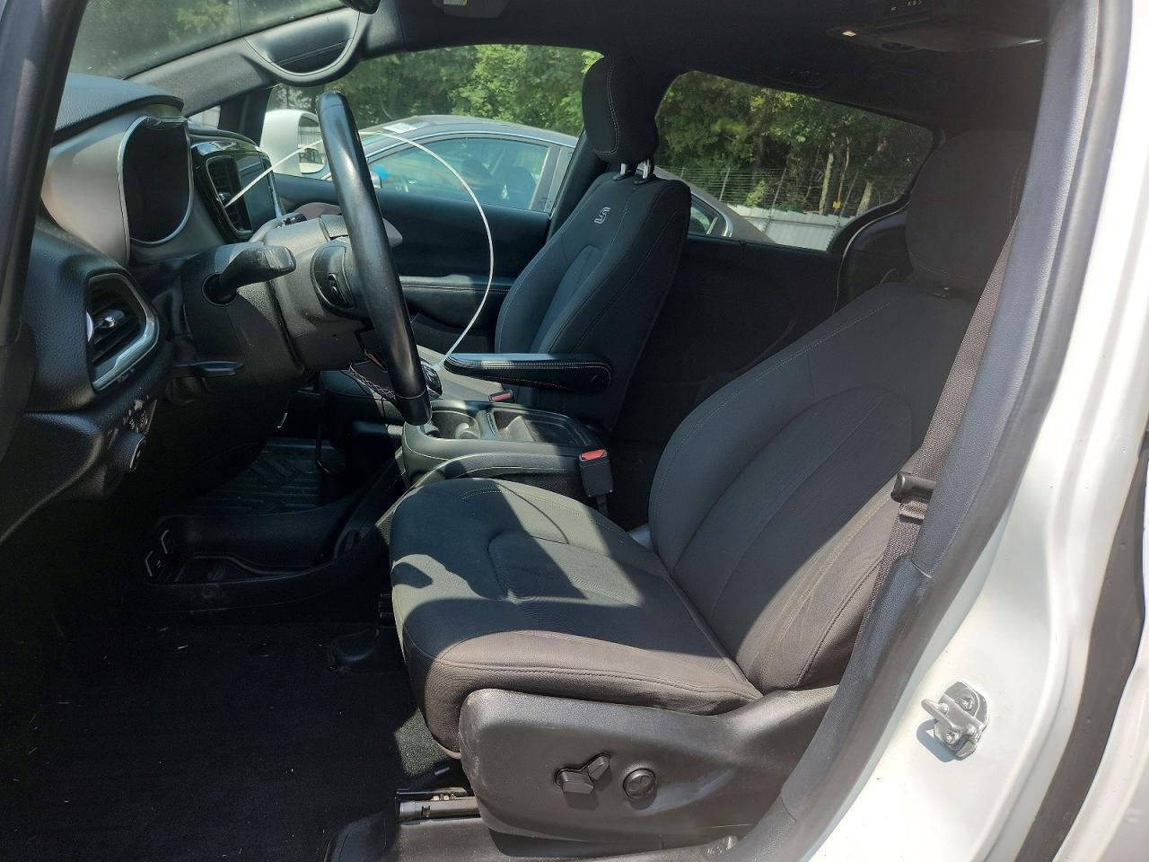 2018 Chrysler Pacifica Touring Plus - Фото 7