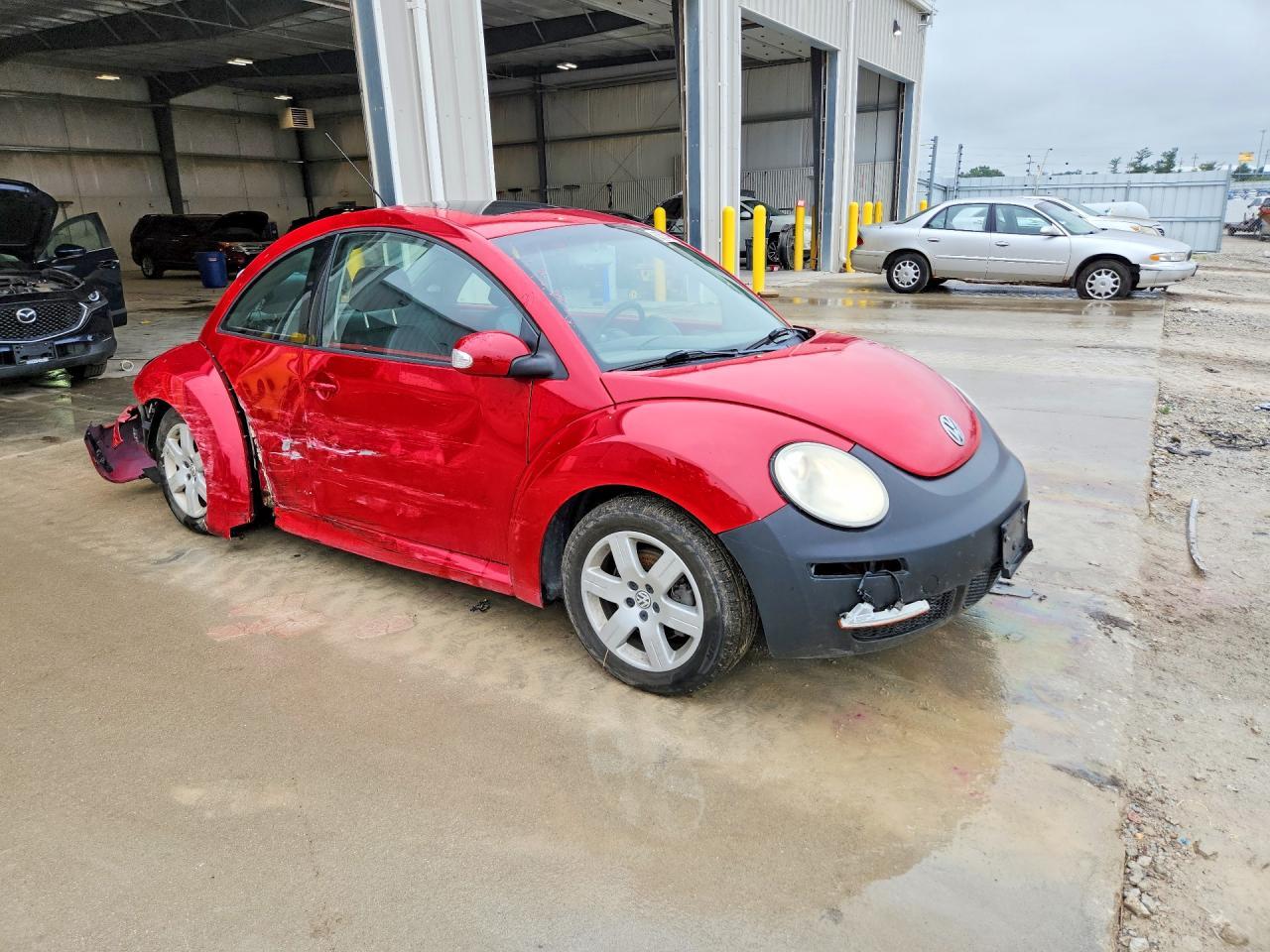 2007 Volkswagen New Beetle 2.5L Option Package 1 - Image 4