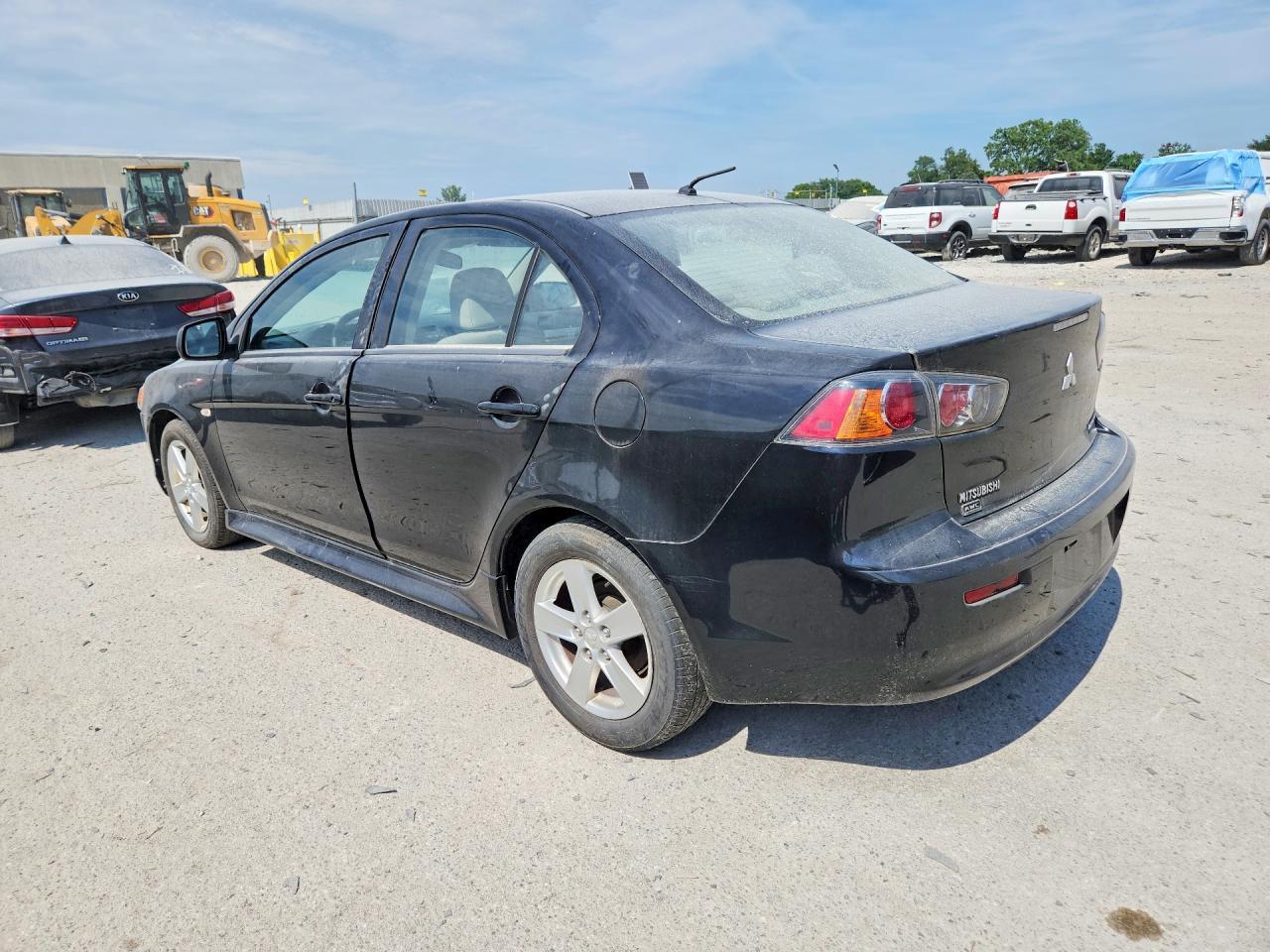 2013 Mitsubishi Lancer Se - Фото 2