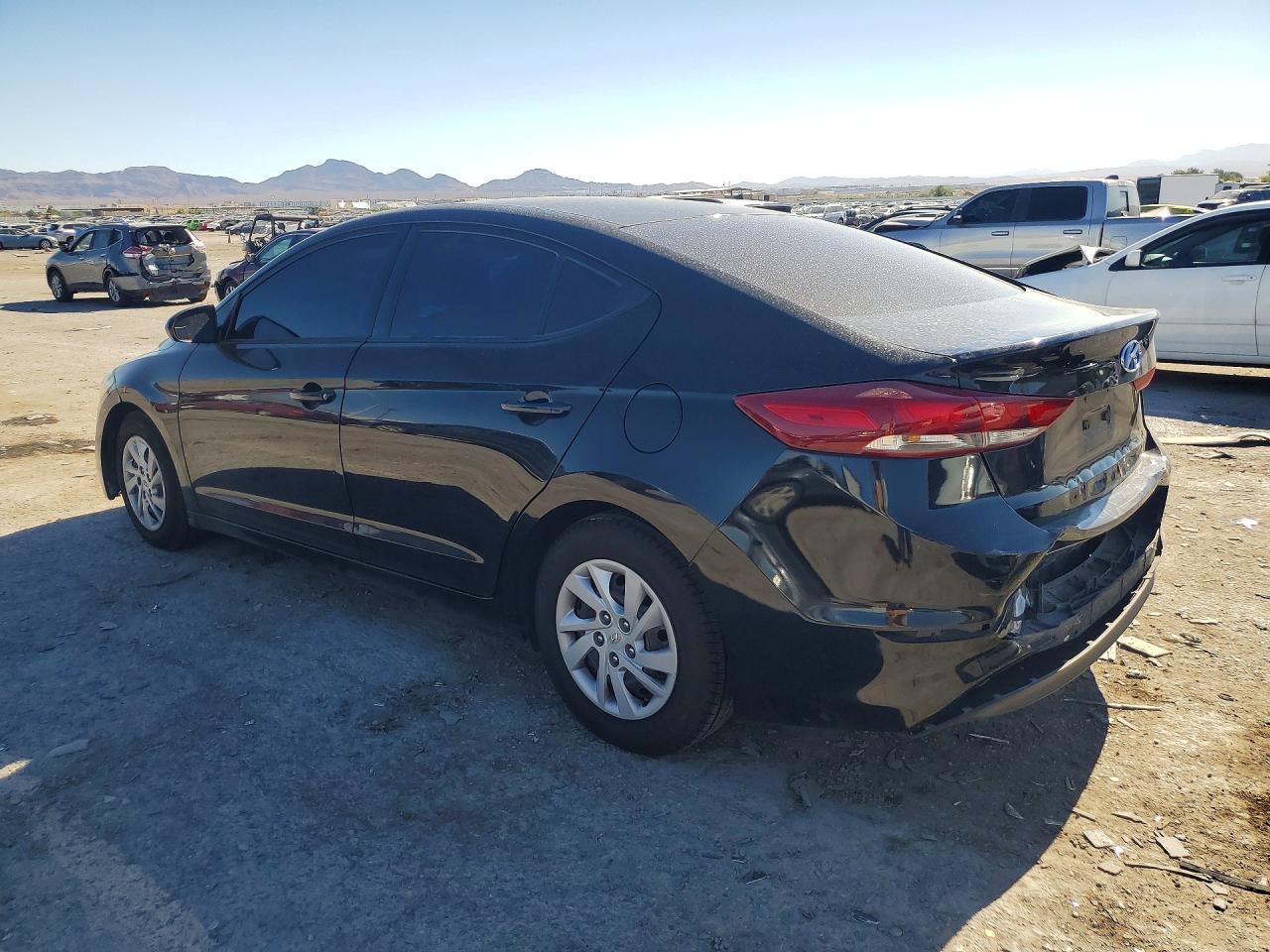 2018 Hyundai Elantra Se - Фото 2