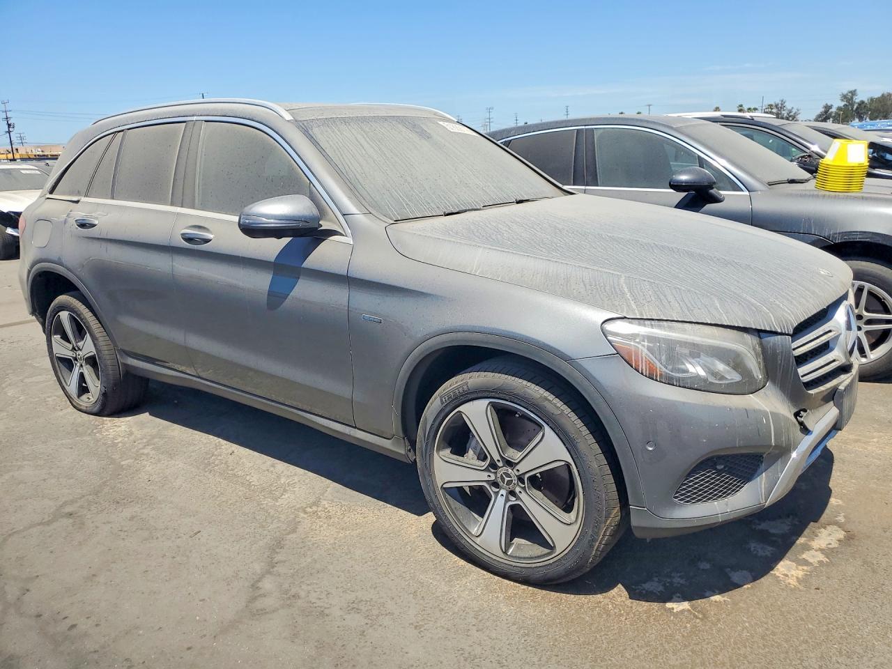 2019 Mercedes-Benz Glc 350E - Image 4