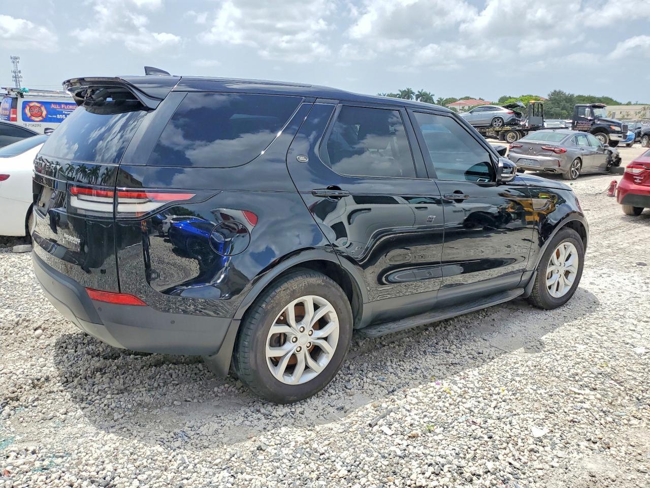 2020 Land Rover Discovery Se - Image 3