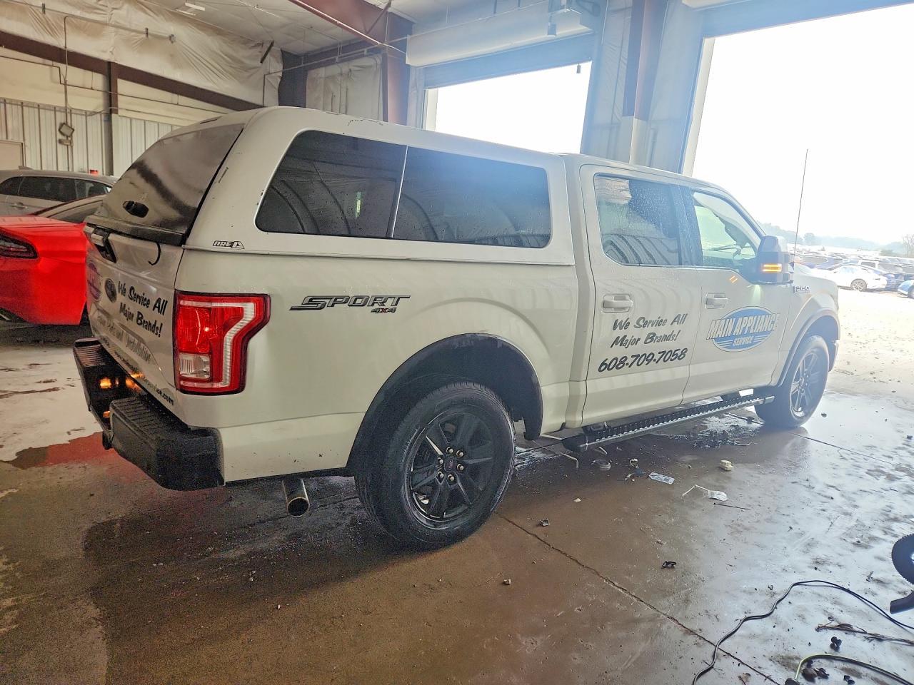 2015 Ford F150 Supercrew - Фото 3