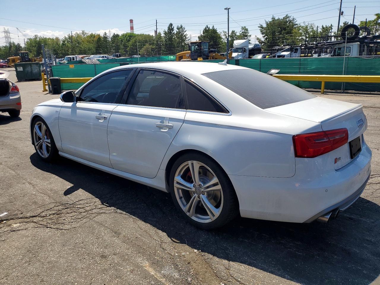 2014 Audi S6 - Image 2