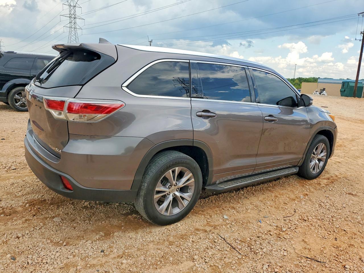 2015 Toyota Highlander Xle - Фото 3