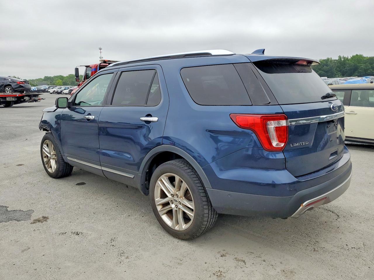 2017 Ford Explorer Limited - Фото 2