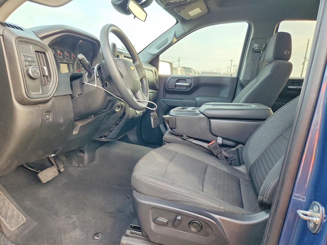 2024 Chevrolet Silverado C1500 Custom - Фото 7
