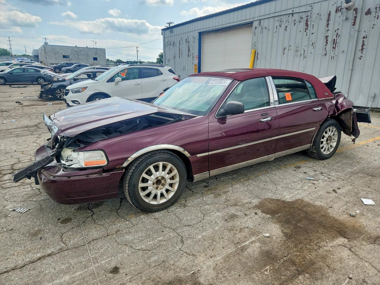 2006 Lincoln Town Car Signature Limited