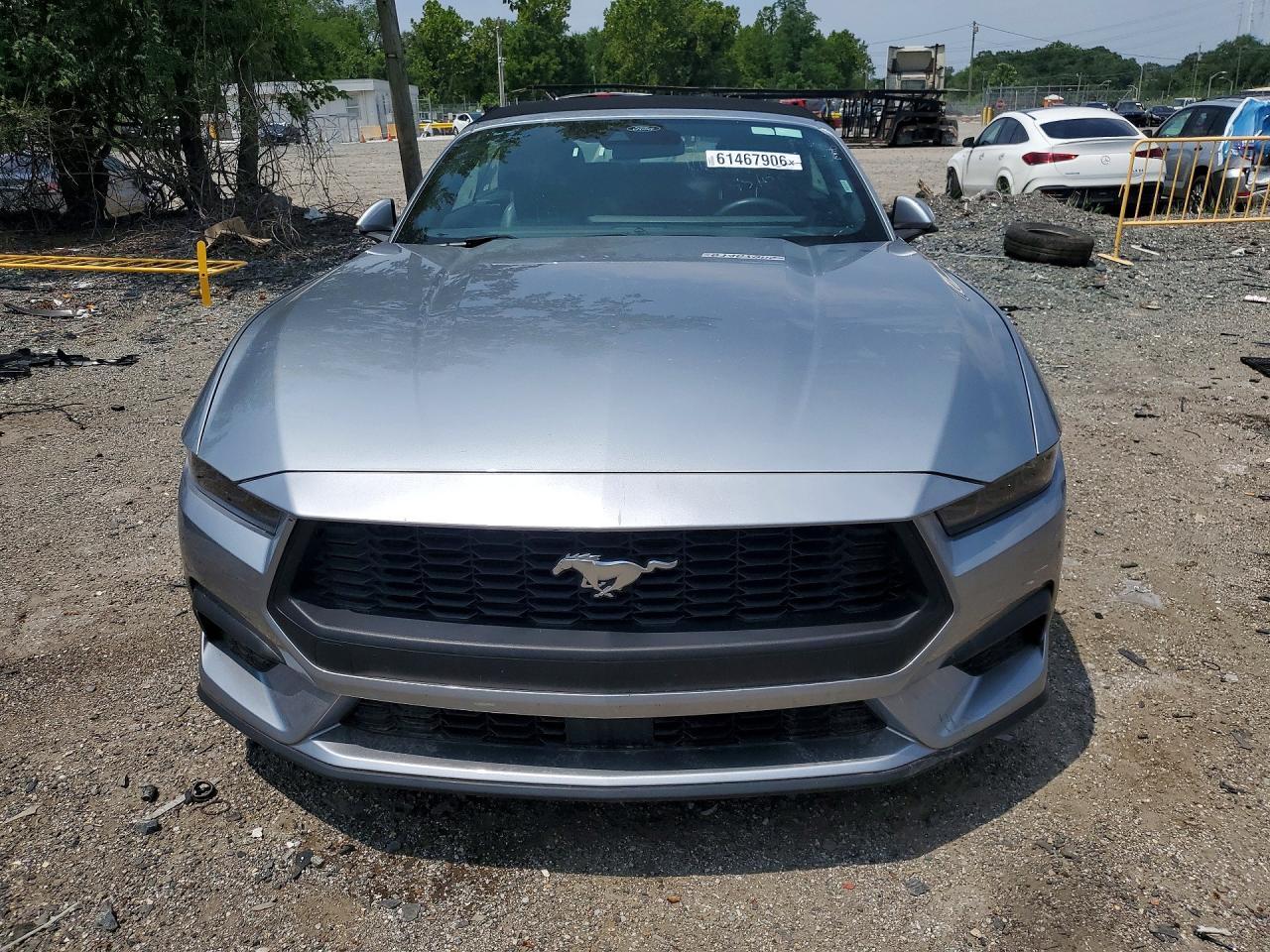 2025 Ford Mustang - Фото 5