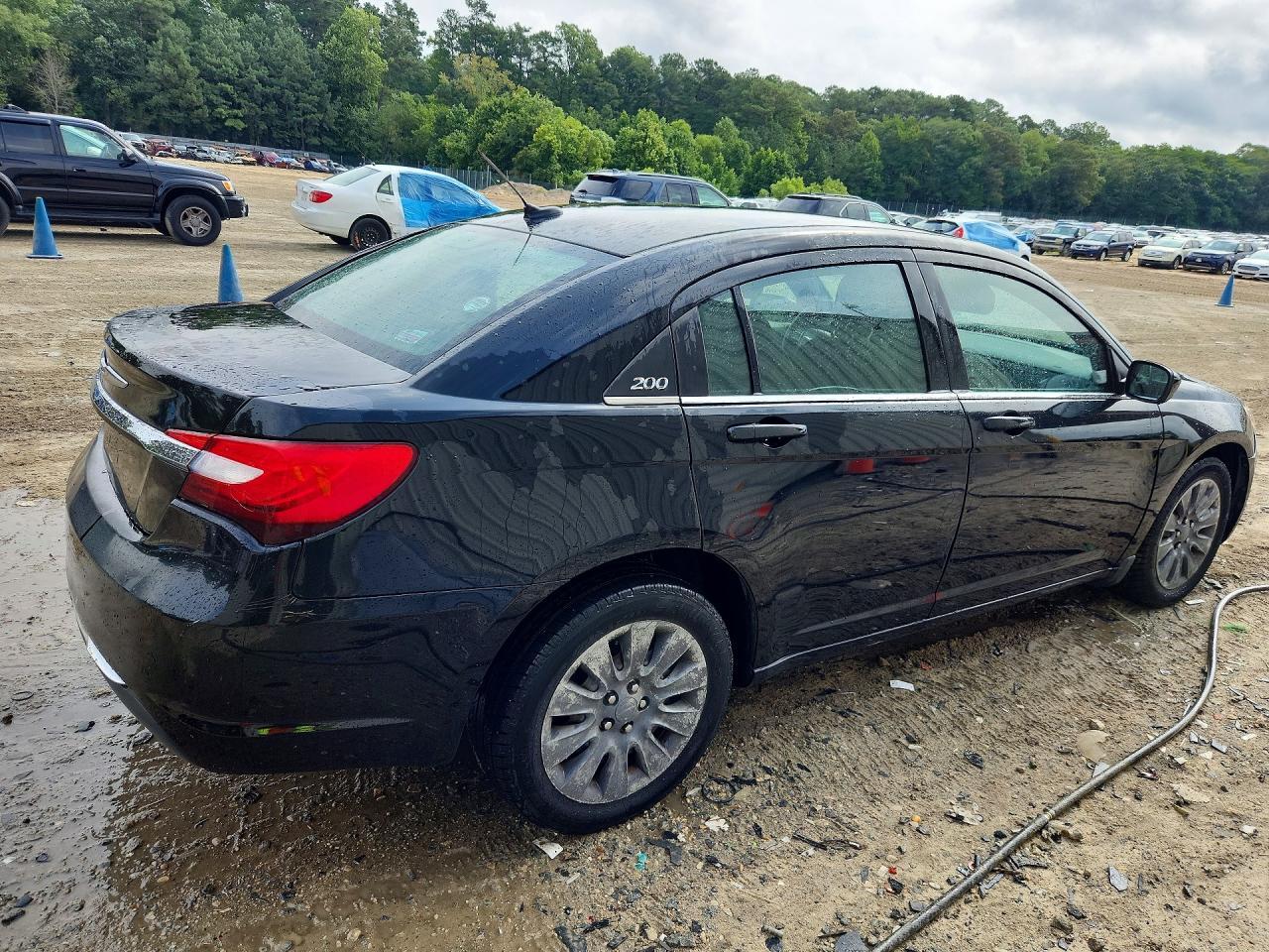 2012 Chrysler 200 Lx - Фото 3