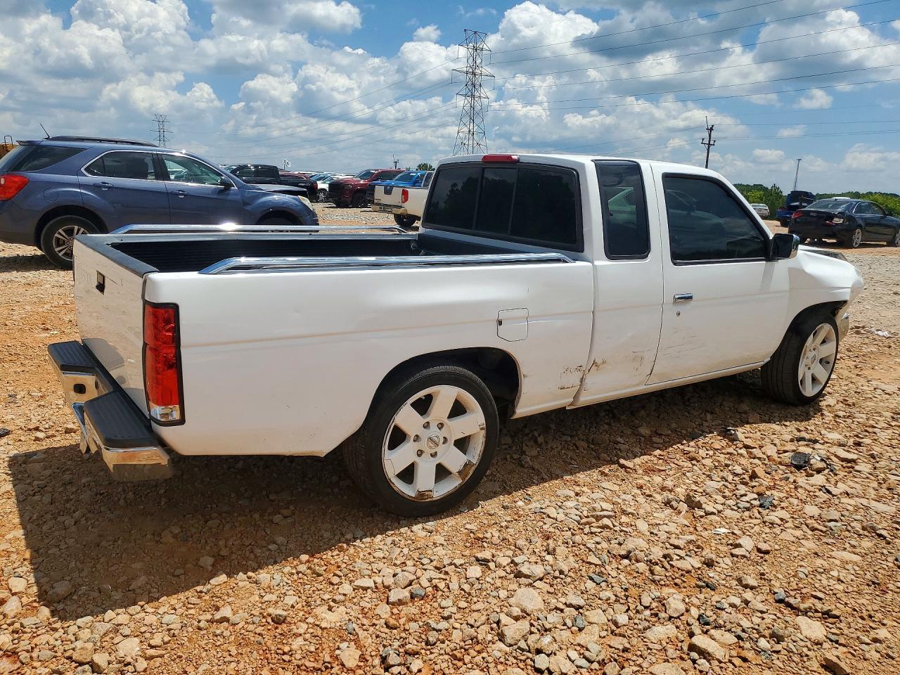 1995 Nissan Truck Xe V6 - Фото 3