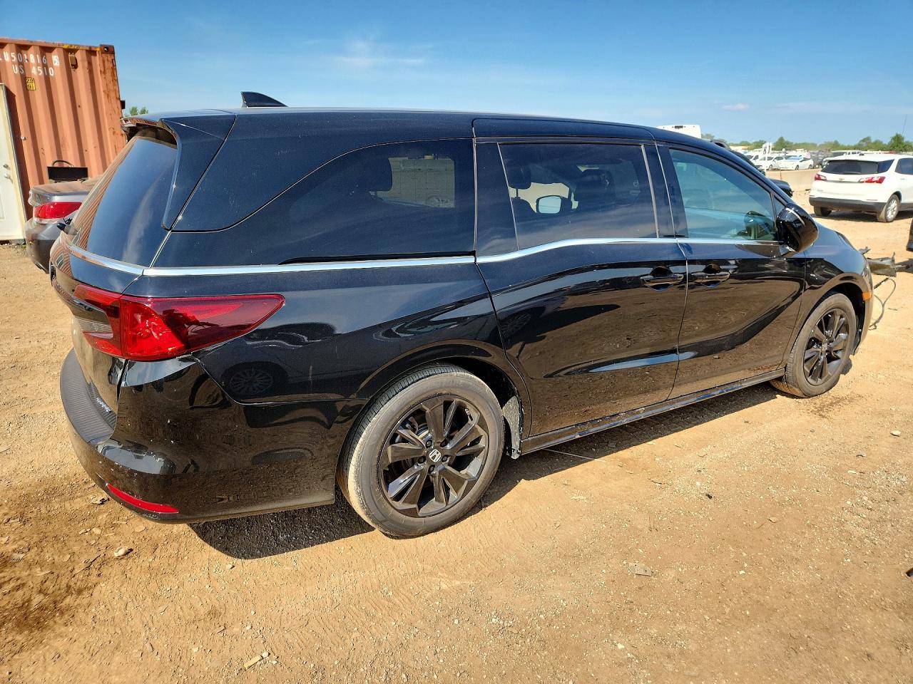 2024 Honda Odyssey Sport - Фото 3