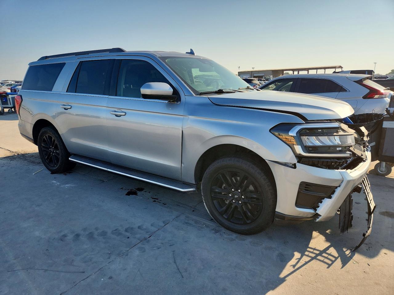 2024 Ford Expedition Max Xlt - Фото 4