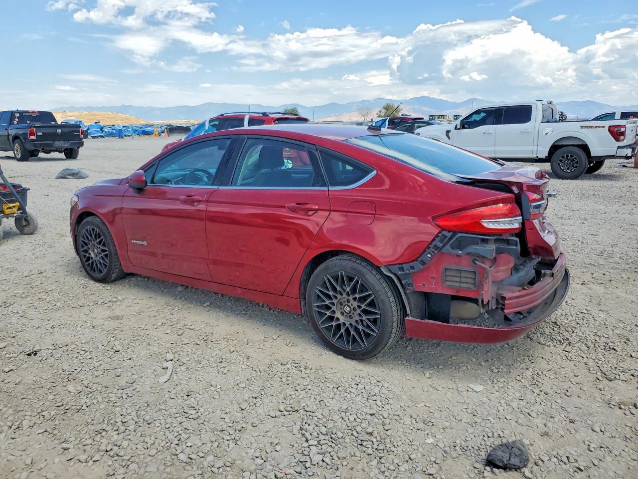2018 Ford Fusion Se Hybrid - Image 2