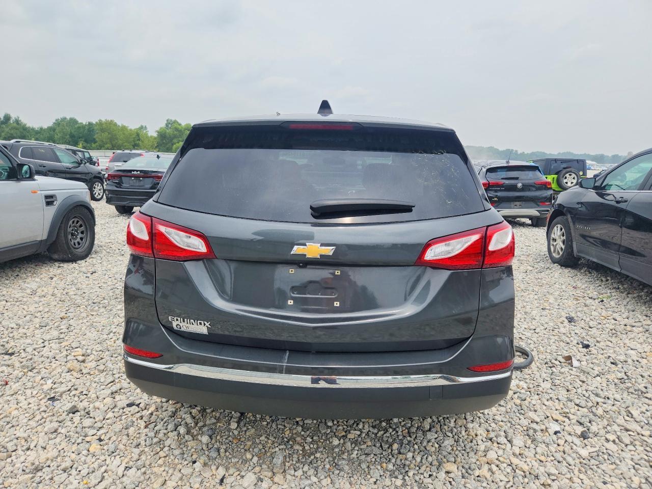 2018 Chevrolet Equinox Ls - Фото 6