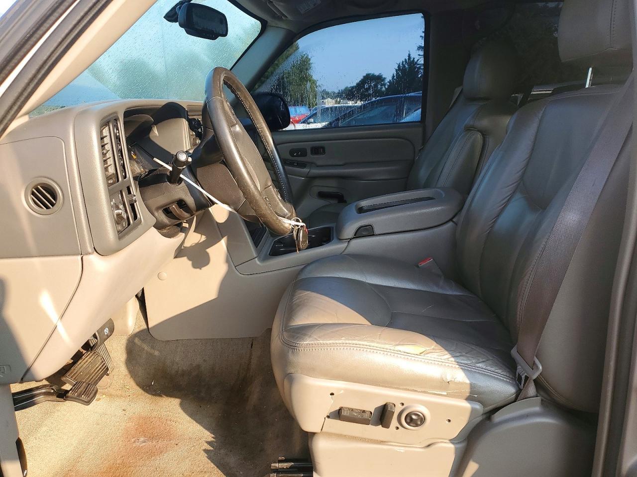 2004 Chevrolet Tahoe K1500 - Фото 7