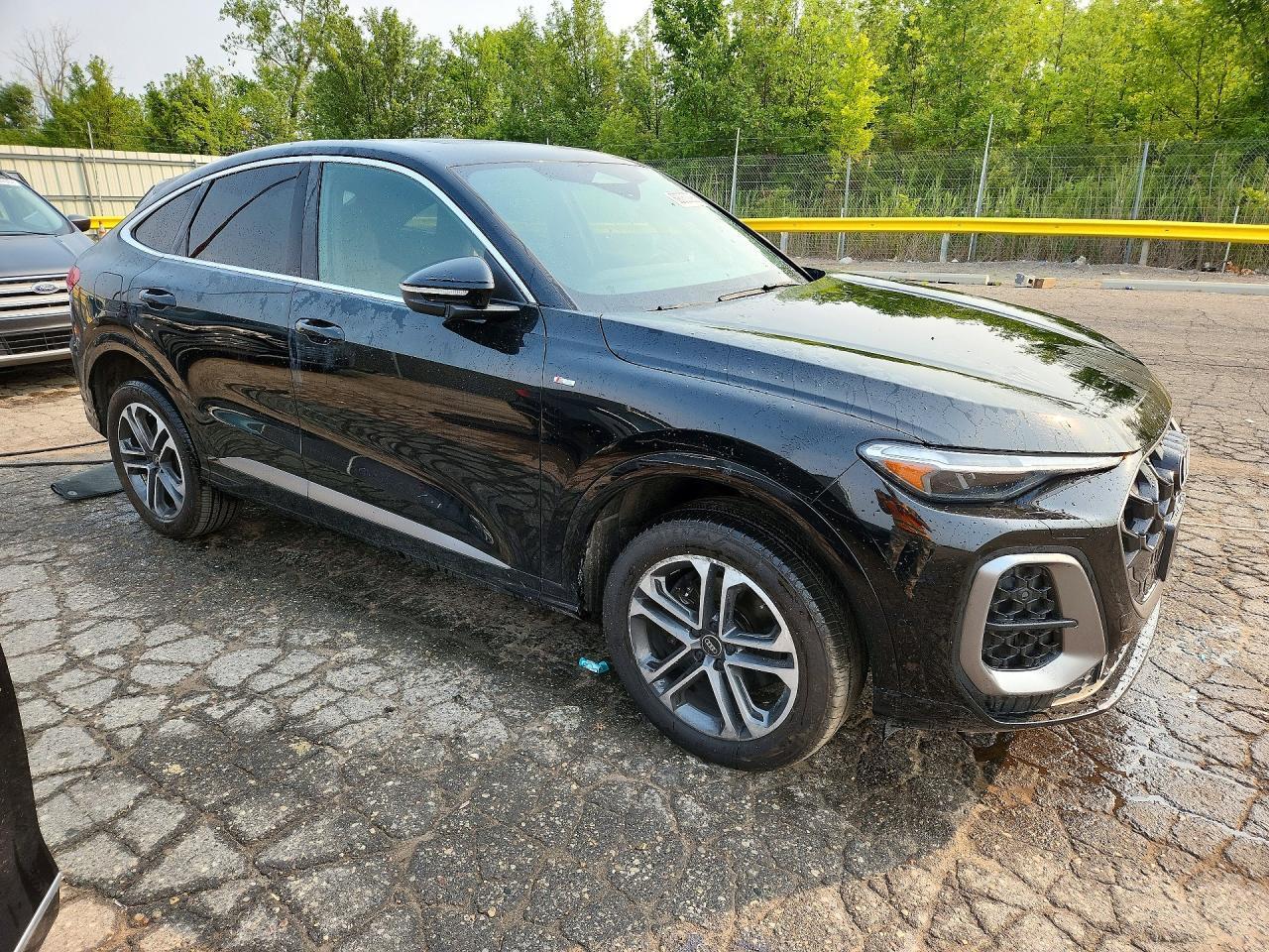 2025 Audi Q5 Sportback Premium Plus - Фото 4
