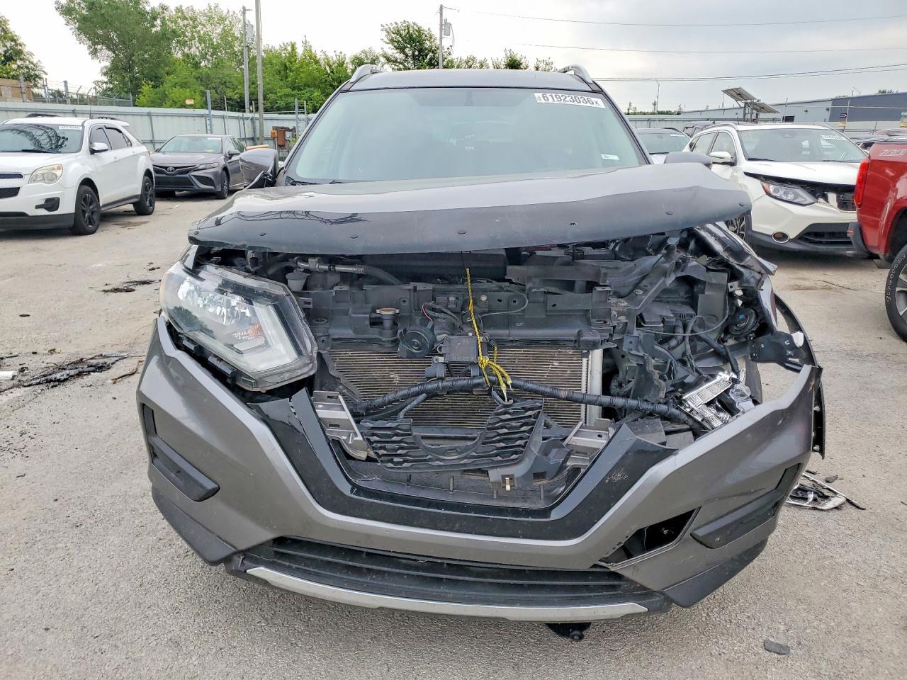 2020 Nissan Rogue S - Фото 5