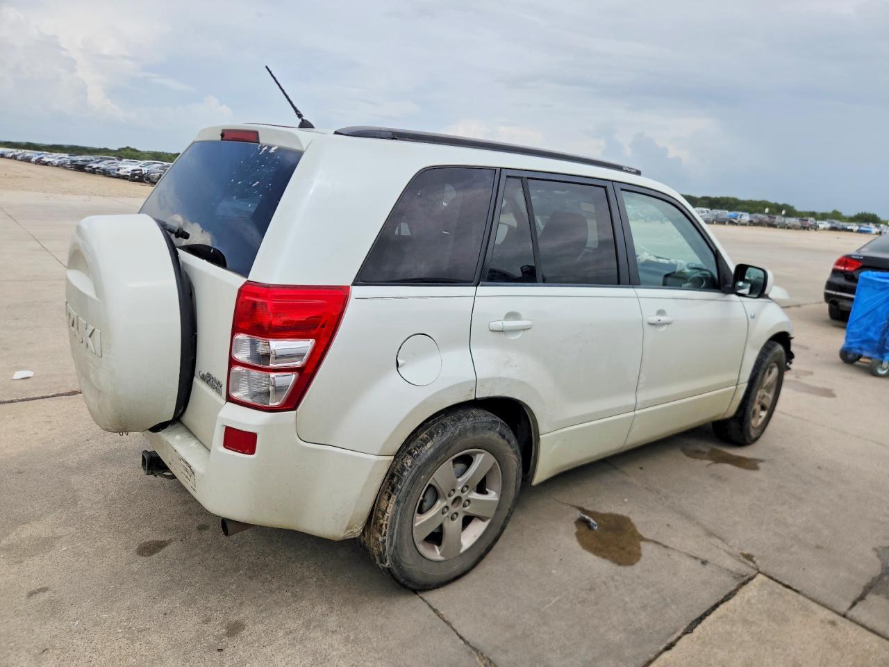 2007 Suzuki Grand Vitara Xsport - Image 3