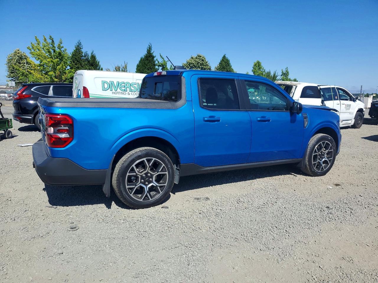 2025 Ford Maverick Lariat - Image 3