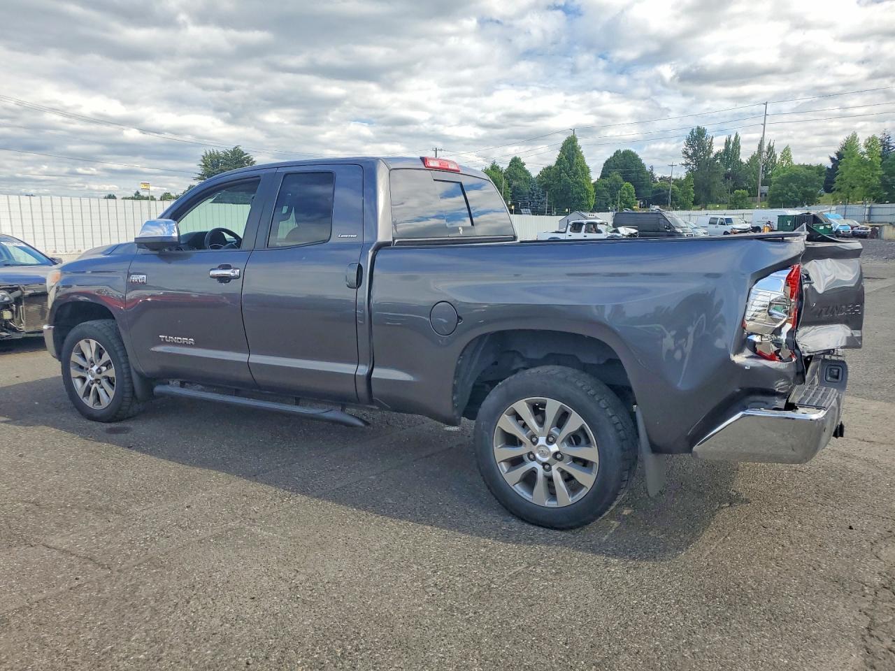 2014 Toyota Tundra Double Cab Limited - Image 2