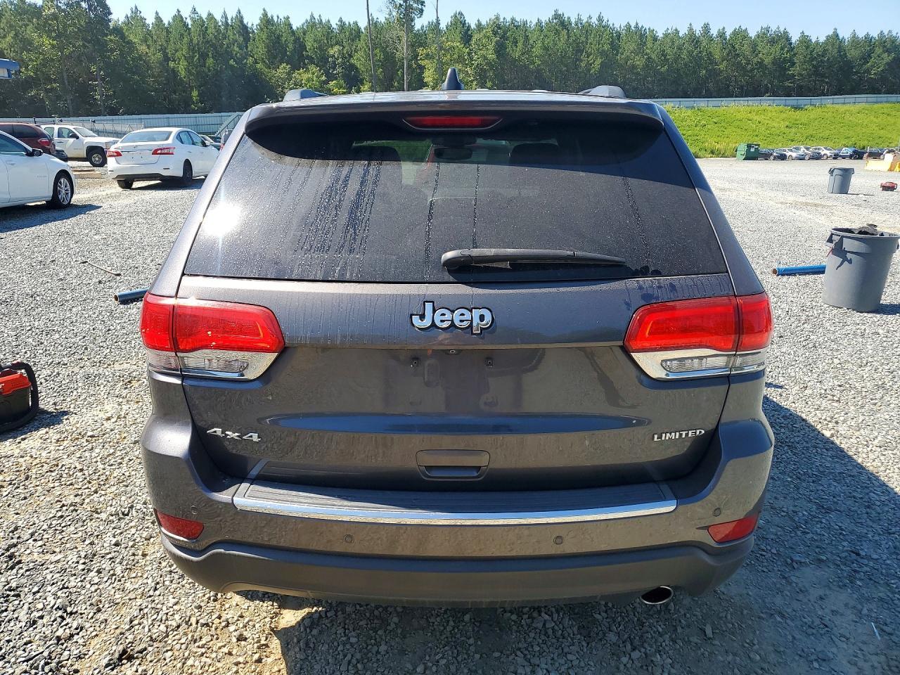 2017 Jeep Grand Cherokee Limited - Image 6