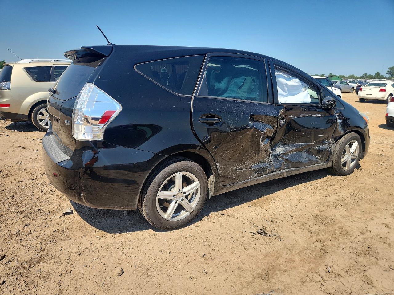 2014 Toyota Prius V Three - Фото 3