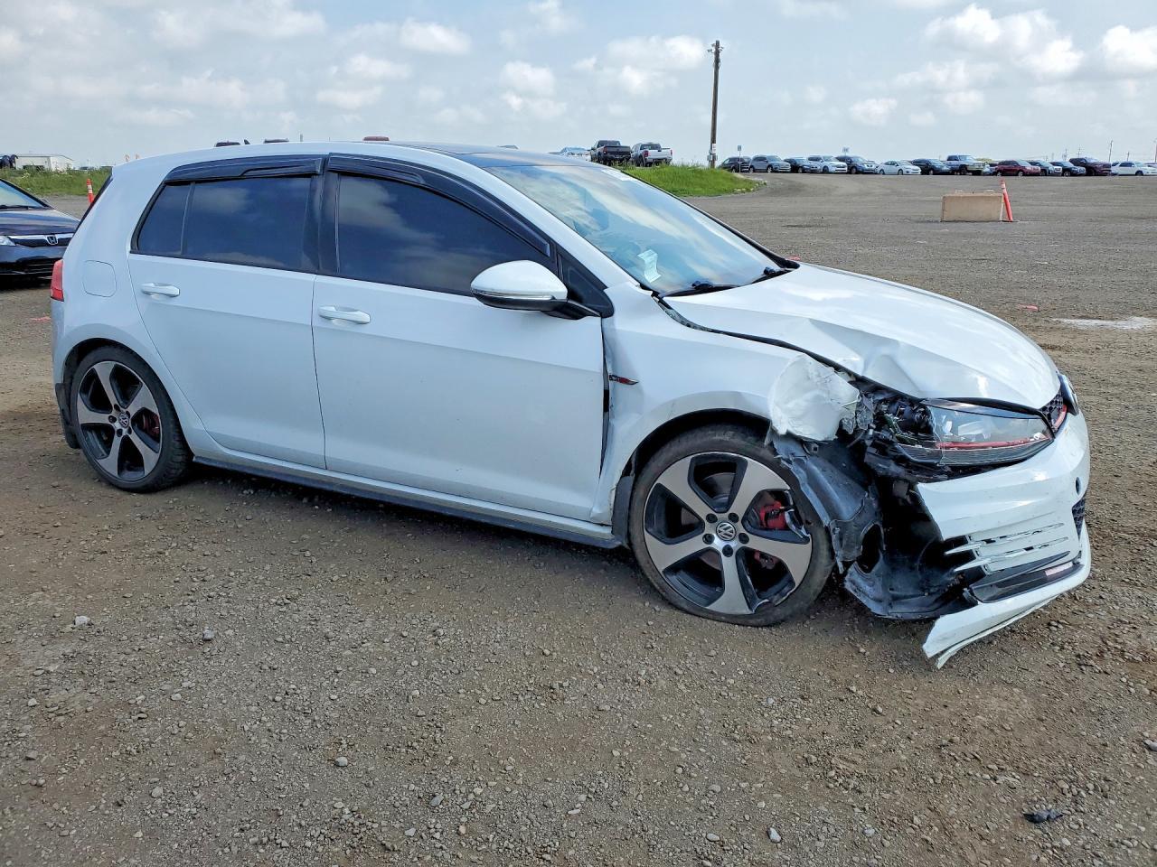 2015 Volkswagen Gti - Фото 4