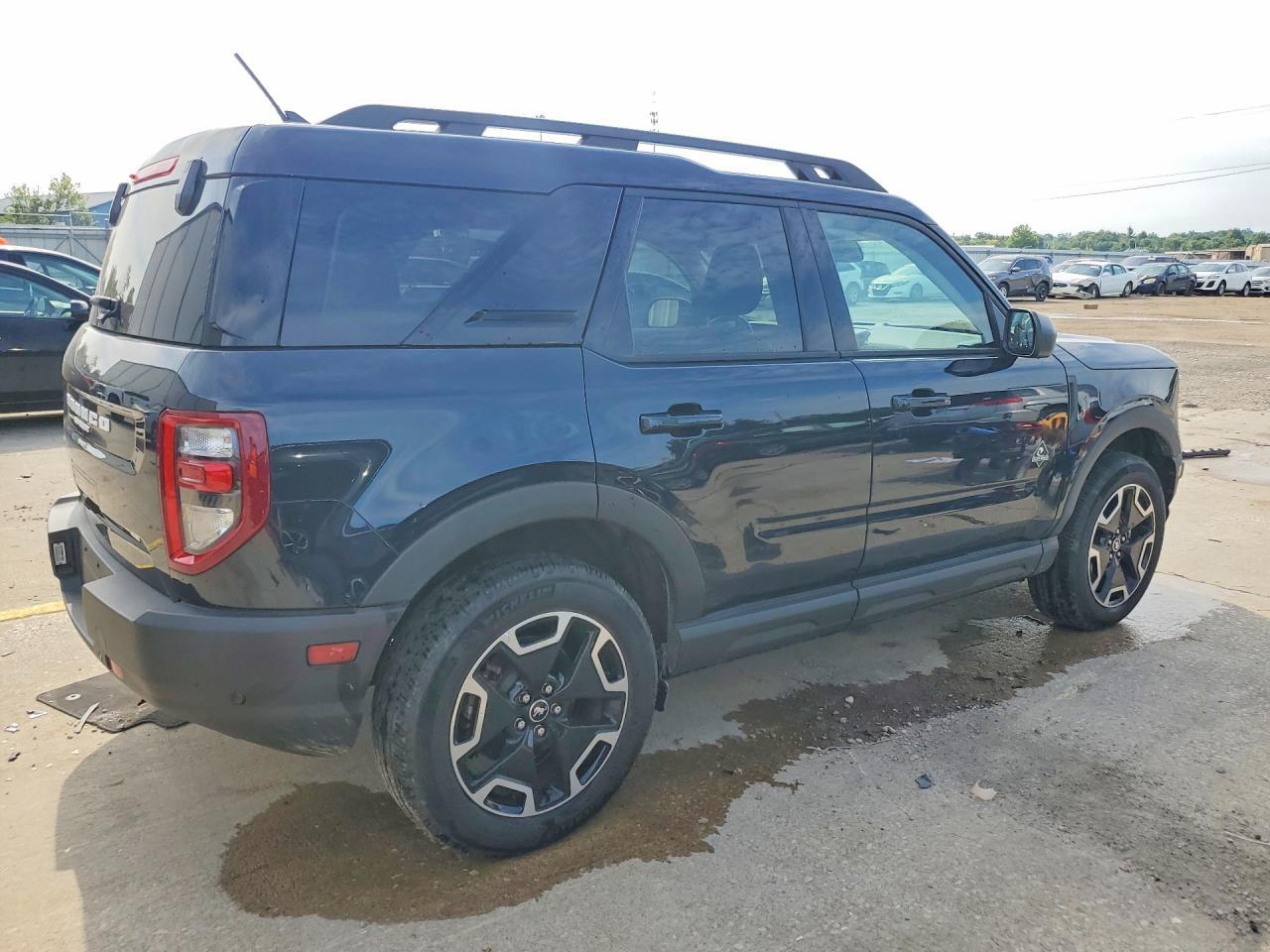 2023 Ford Bronco Sport Outer Banks - Фото 3