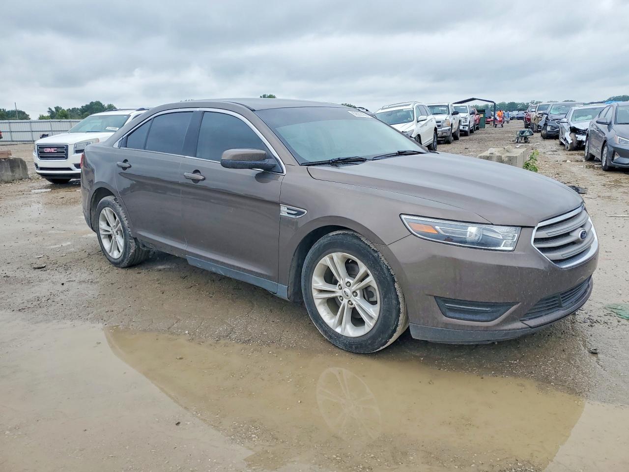 2016 Ford Taurus Sel - Image 4