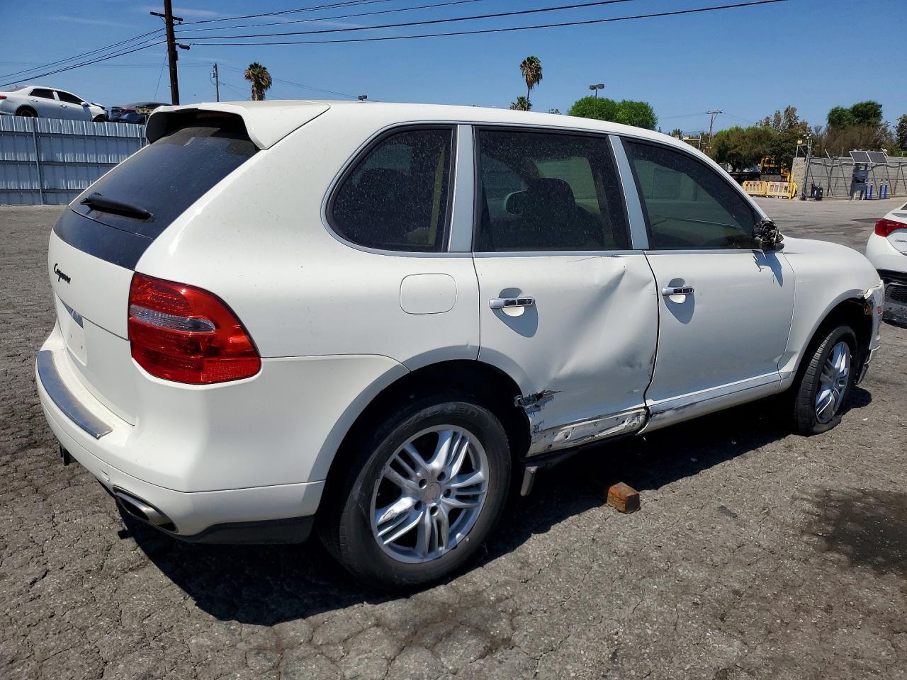 2009 Porsche Cayenne - Image 3